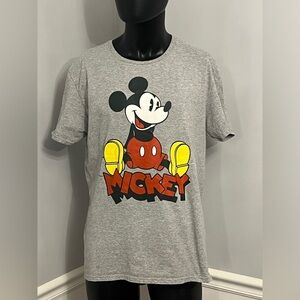 Mickey Mouse T-shirt Tee size Large Like New